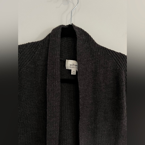 Aritzia Wilfred Olivie Cardigan (100% soft wool) - Picture 3 of 8